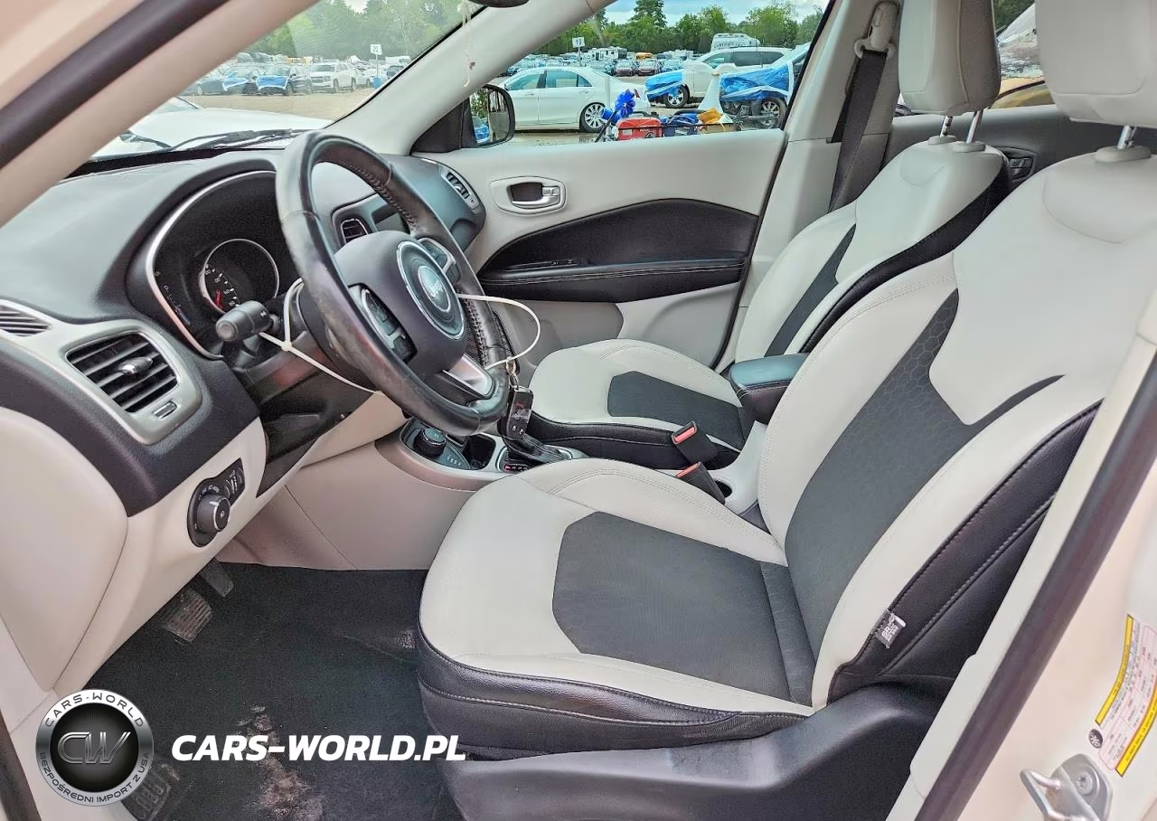 2018 Jeep Compass Latitude VIN:3C4NJDBB8JT401213 - 7