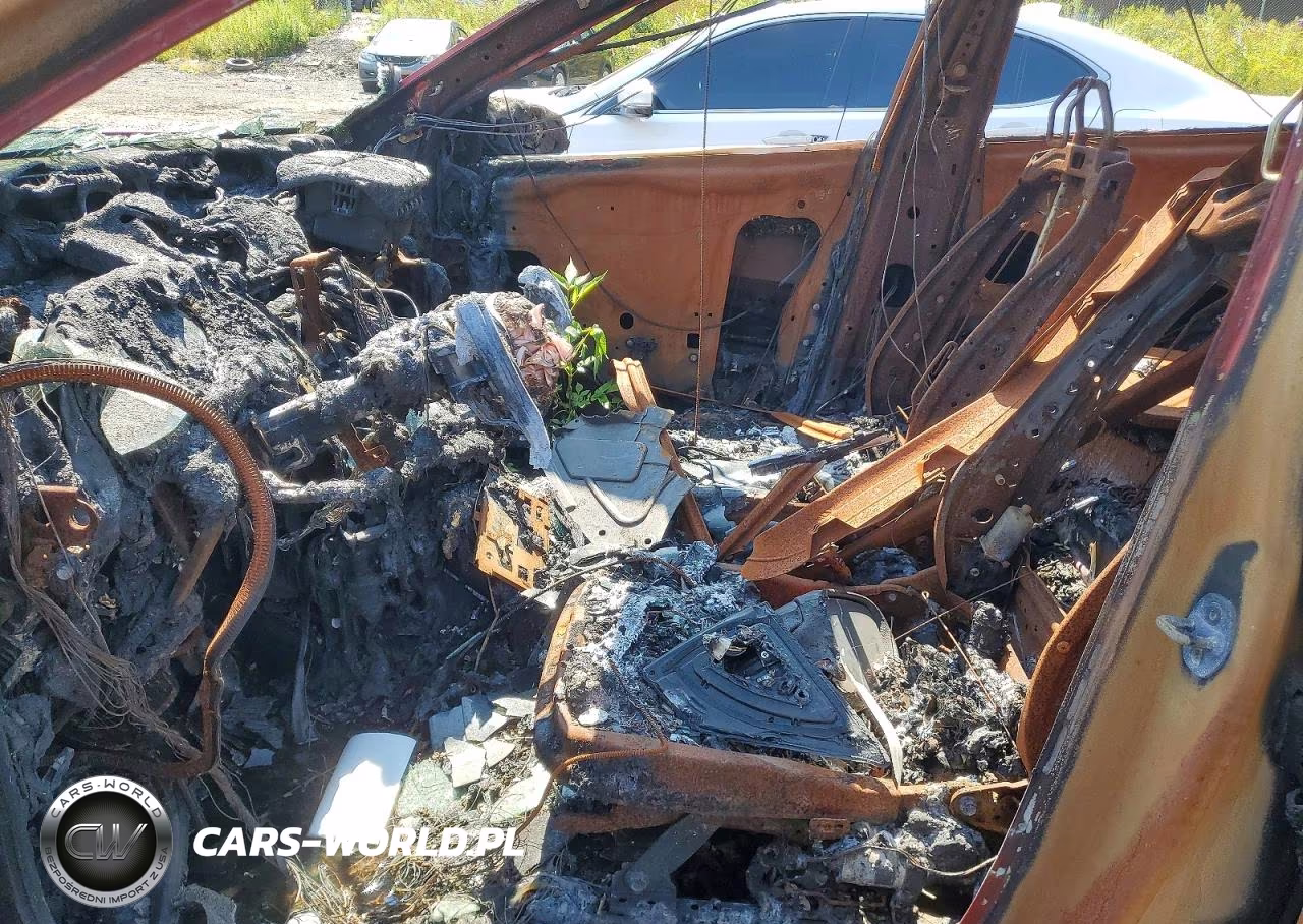 2019 Hyundai Kona Limited VIN:KM8K33AG0KU024982 - 7