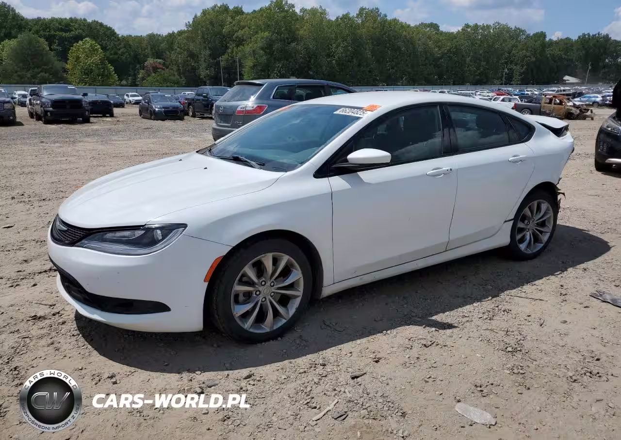 2015 Chrysler 200 S