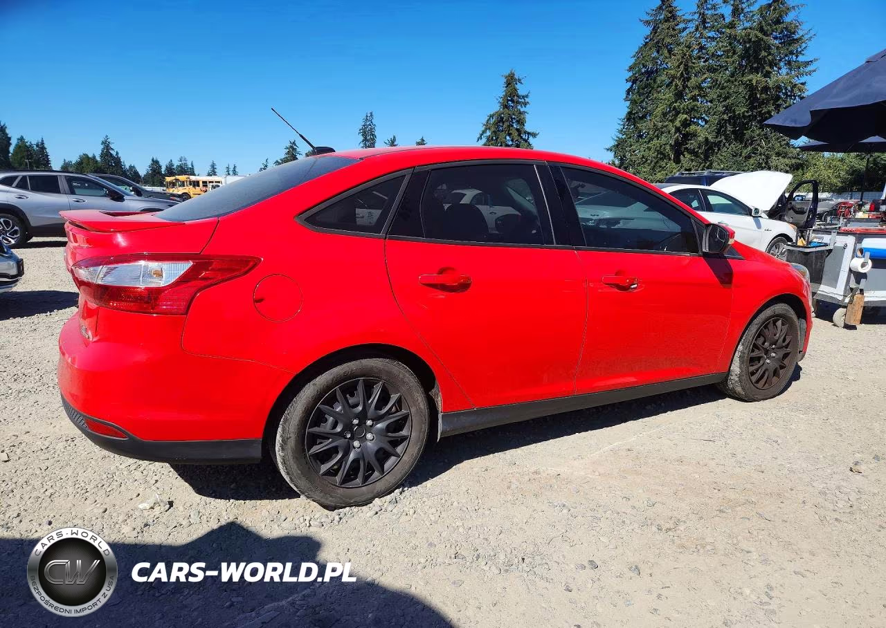 2013 Ford Focus Se VIN:1FADP3F26DL217778 - 3