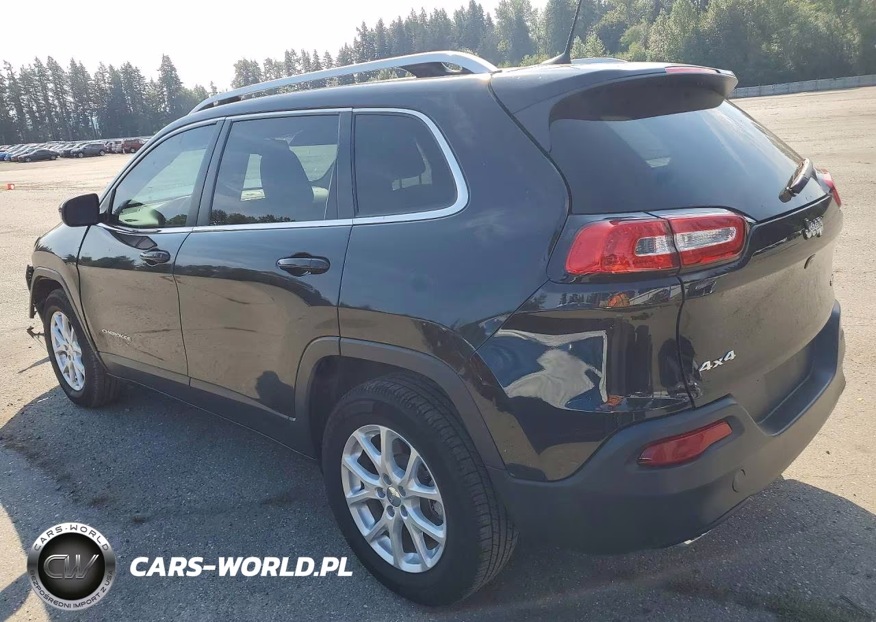 2016 Jeep Cherokee Latitude VIN:1C4PJMCS3GW211202 - 2