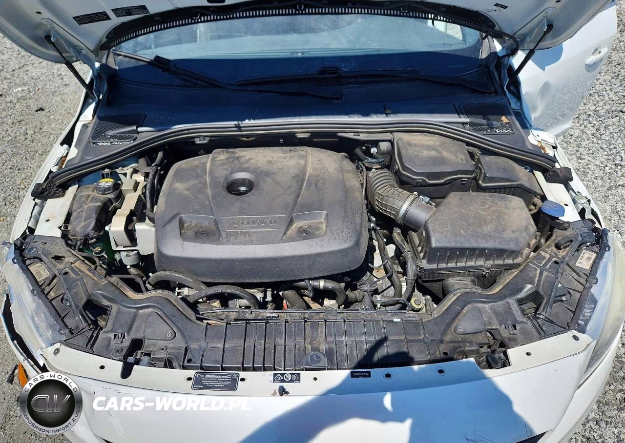 2018 Volvo V60 T6 R-Design VIN:YV149MSS9J2395051 - 11
