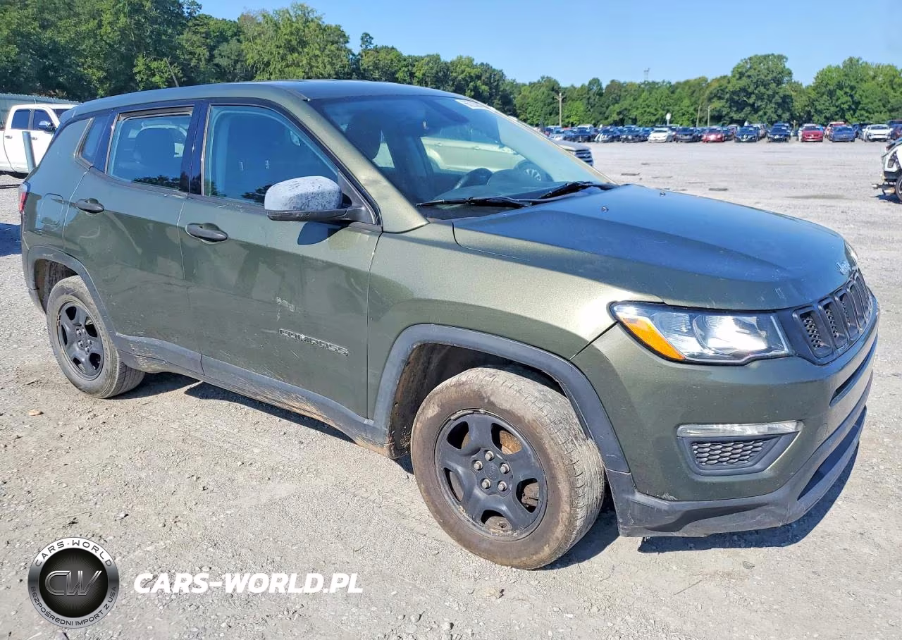 2018 Jeep Compass Sport VIN:3C4NJCAB1JT107129 - 4