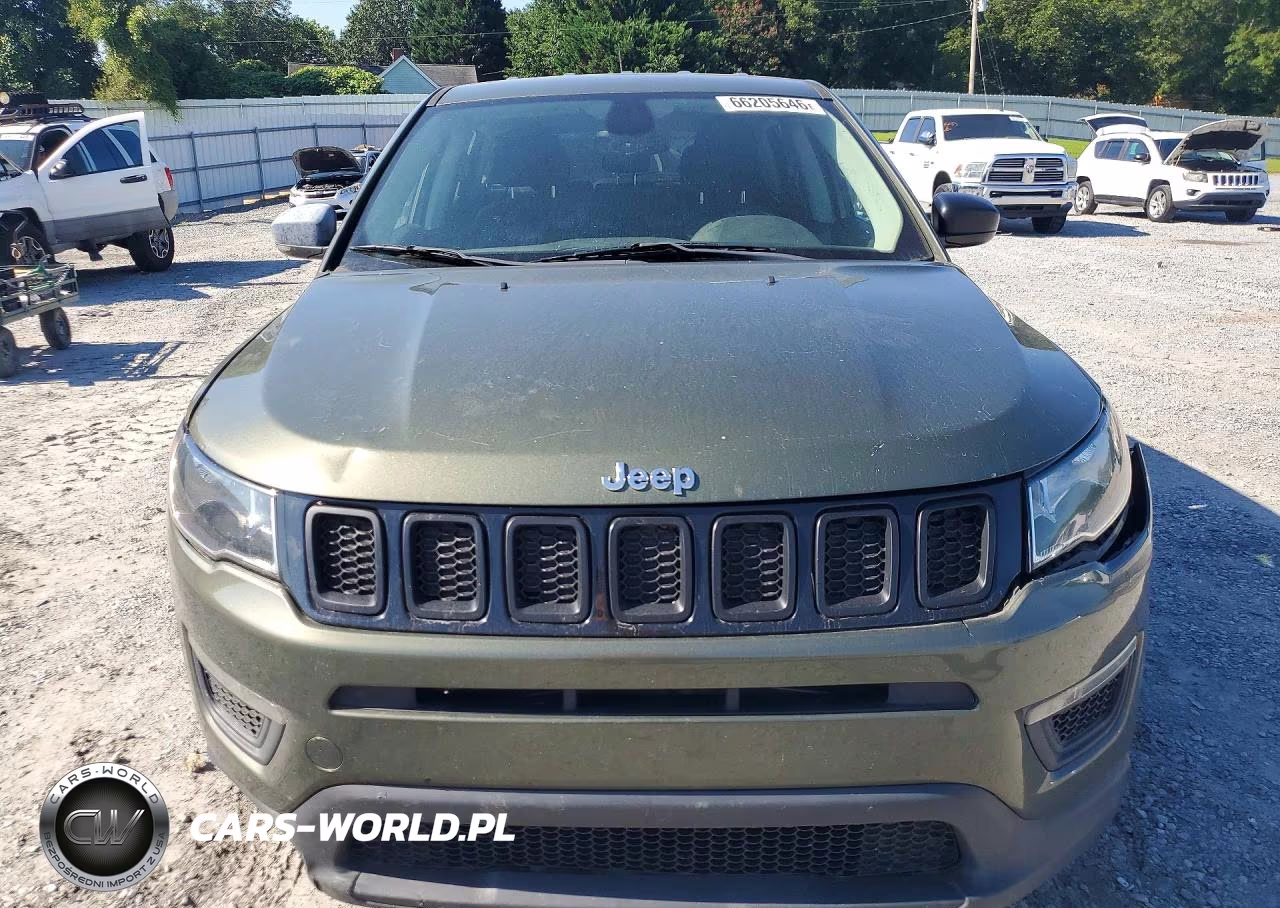 2018 Jeep Compass Sport VIN:3C4NJCAB1JT107129 - 5