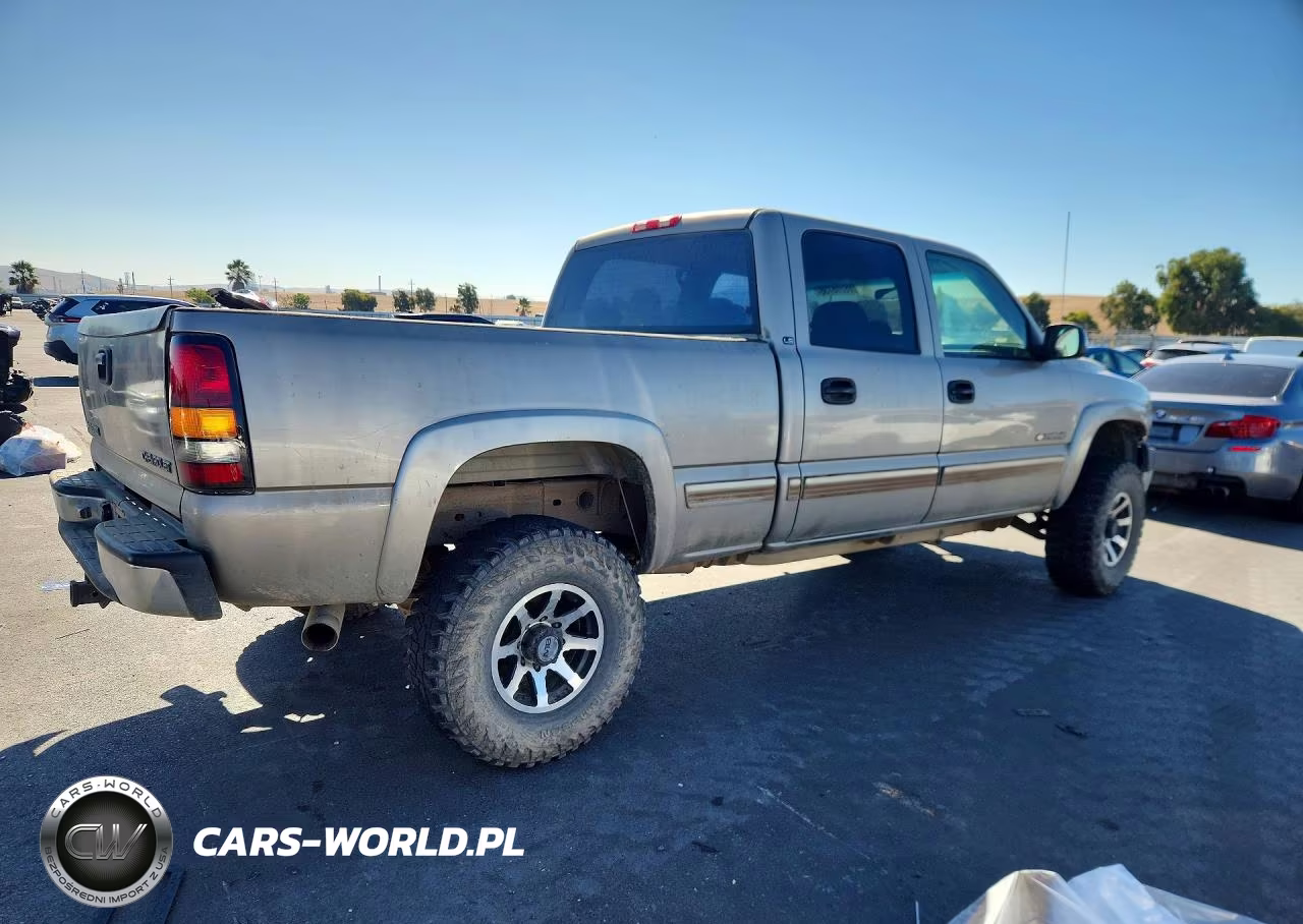 2001 Chevrolet Silverado K2500 Heavy Duty VIN:1GCHK23U41F101788 - 3