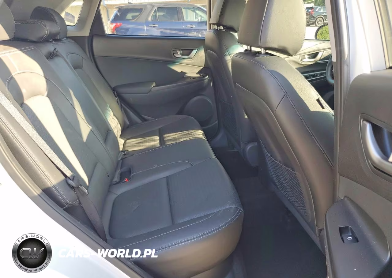 2020 Hyundai Kona Limited VIN:KM8K33A55LU559774 - 10