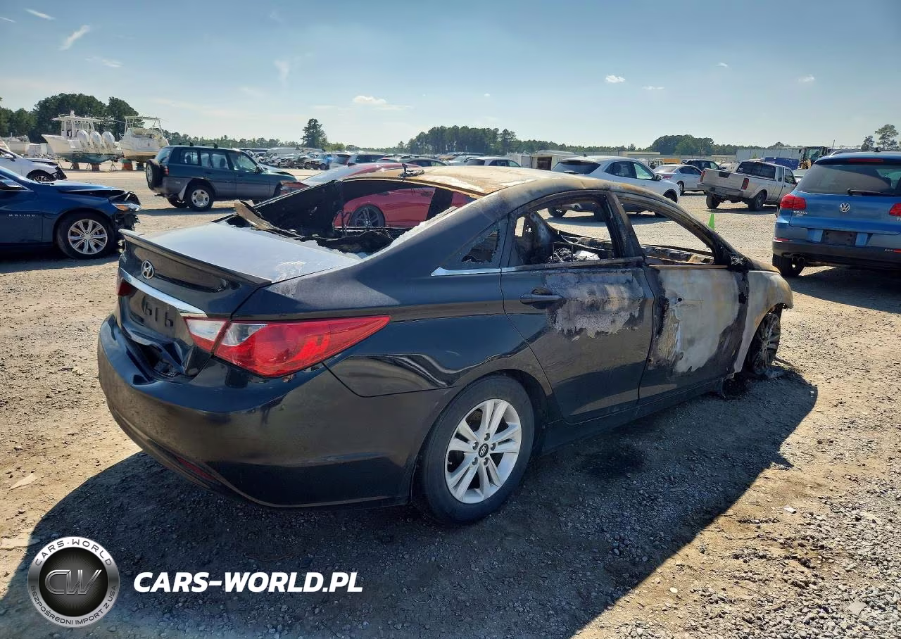 2013 Hyundai Sonata Gls VIN:5NPEB4AC7DH690287 - 3