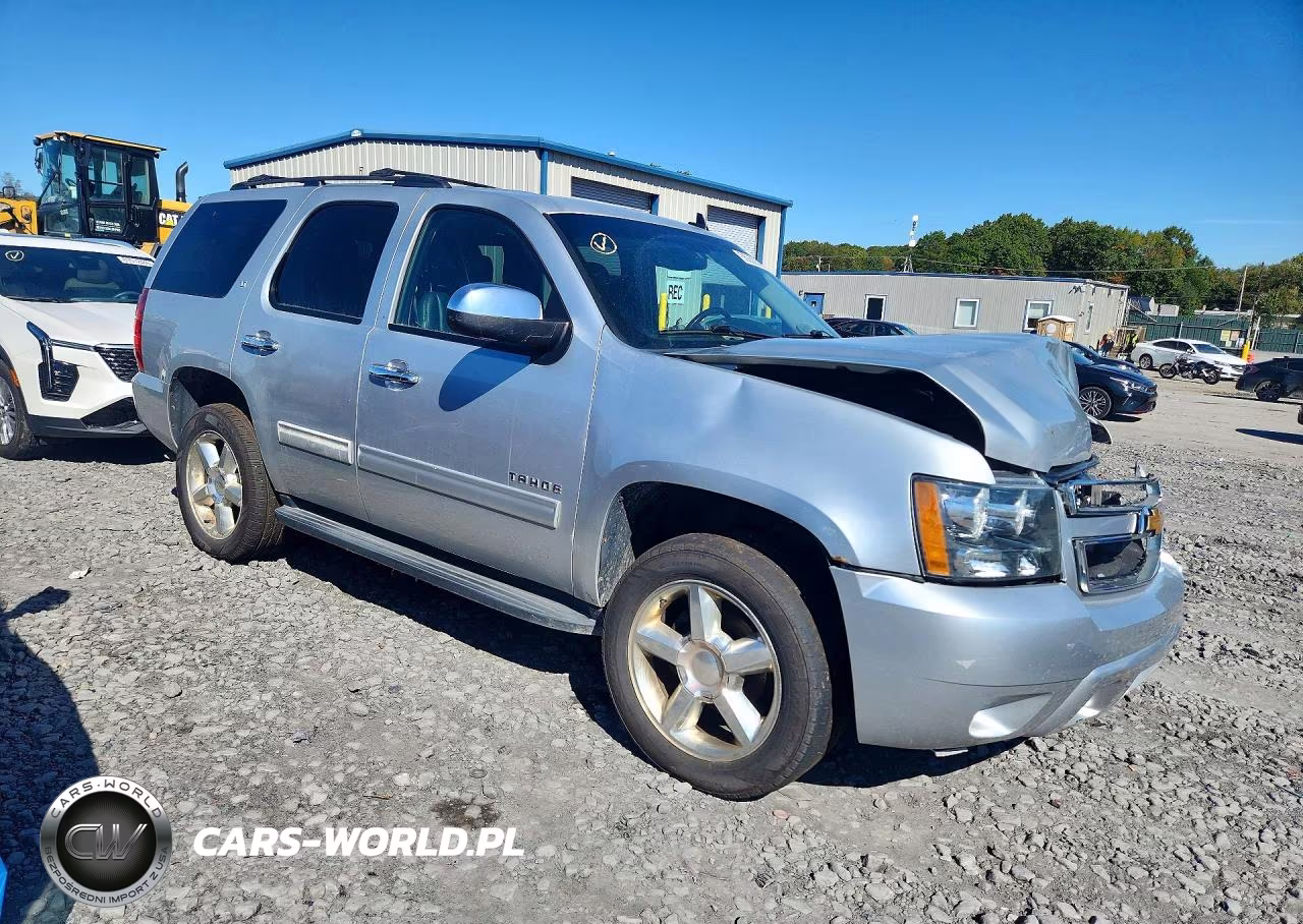 2014 Chevrolet Tahoe K1500 Lt VIN:1GNSKBE0XER145094 - 4