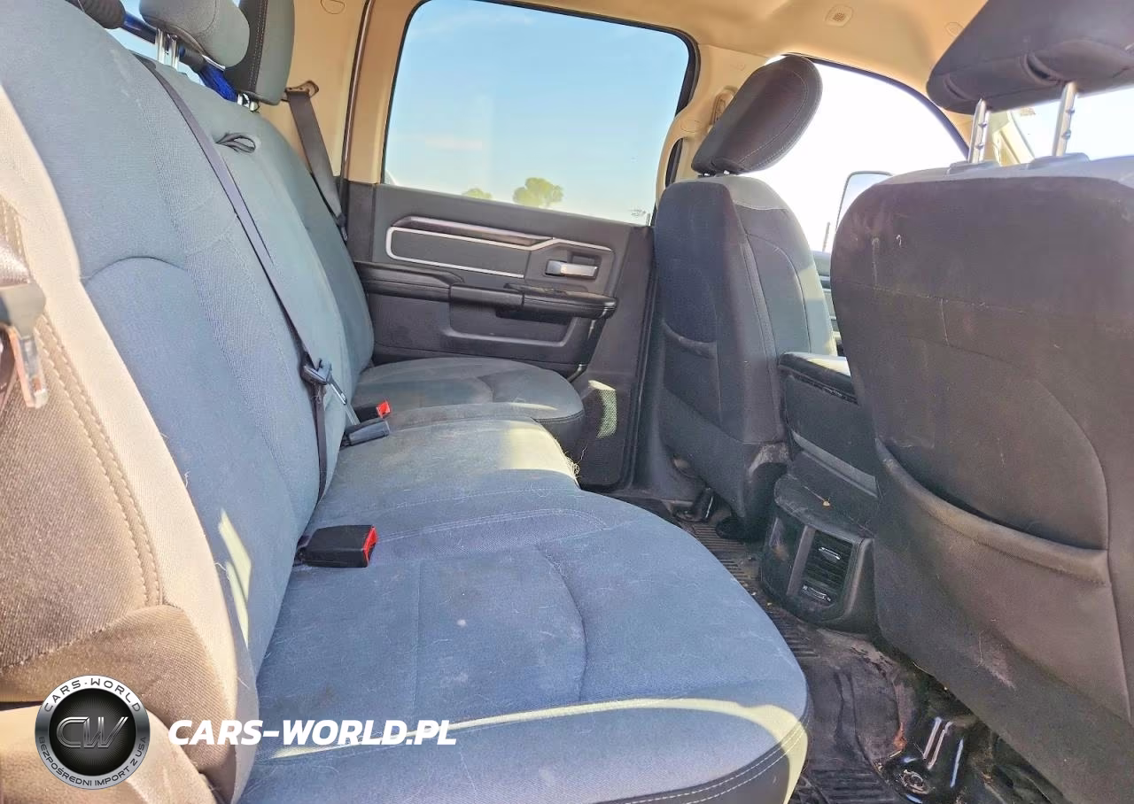 2020 Ram 2500 Big Horn VIN:3C6UR5DL0LG107081 - 10