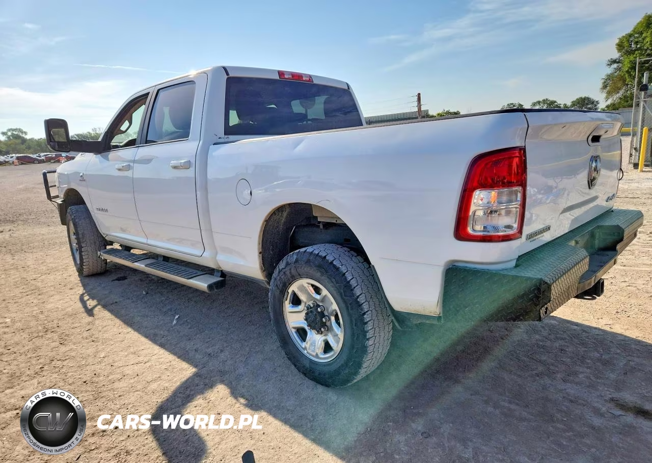 2020 Ram 2500 Big Horn VIN:3C6UR5DL0LG107081 - 2