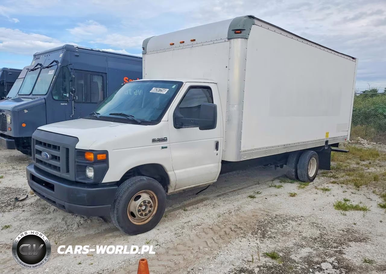 2017 Ford Econoline E350 Super Duty Cutaway Van VIN:1FDWE3F63HDC43441 - 1
