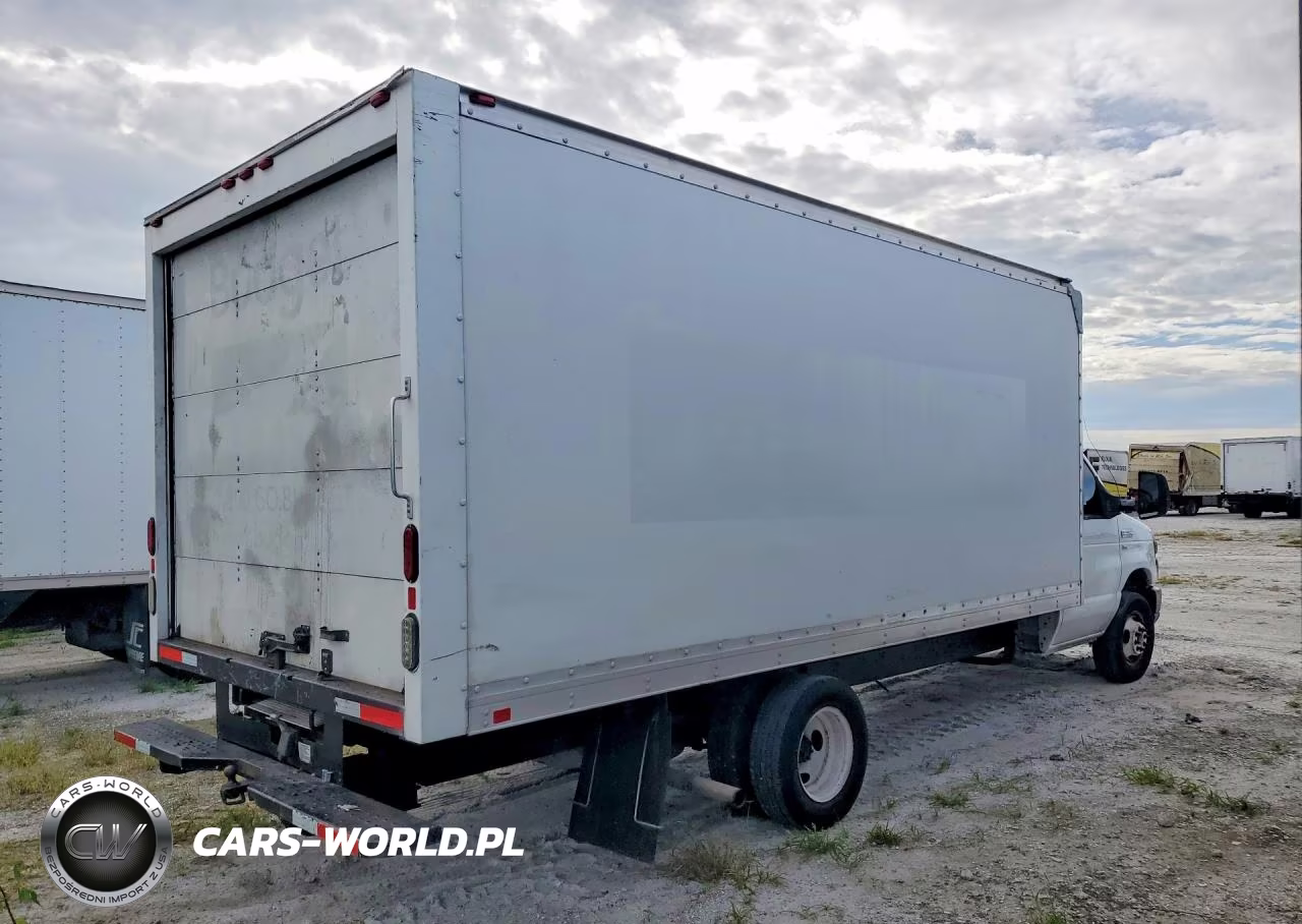 2017 Ford Econoline E350 Super Duty Cutaway Van VIN:1FDWE3F63HDC43441 - 3