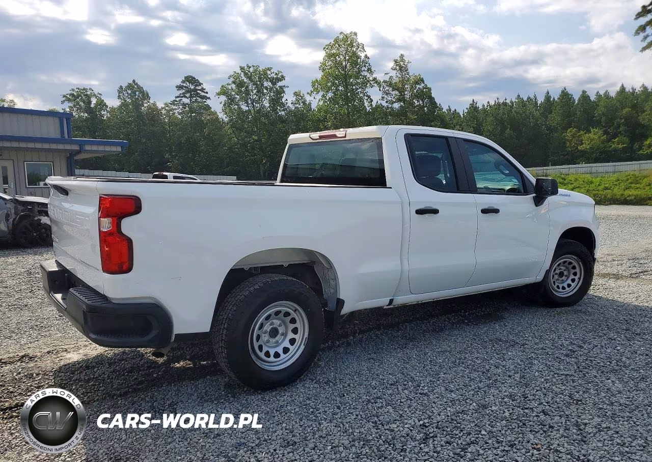 2019 Chevrolet Silverado C1500 VIN:1GCRWAEH0KZ371989 - 3