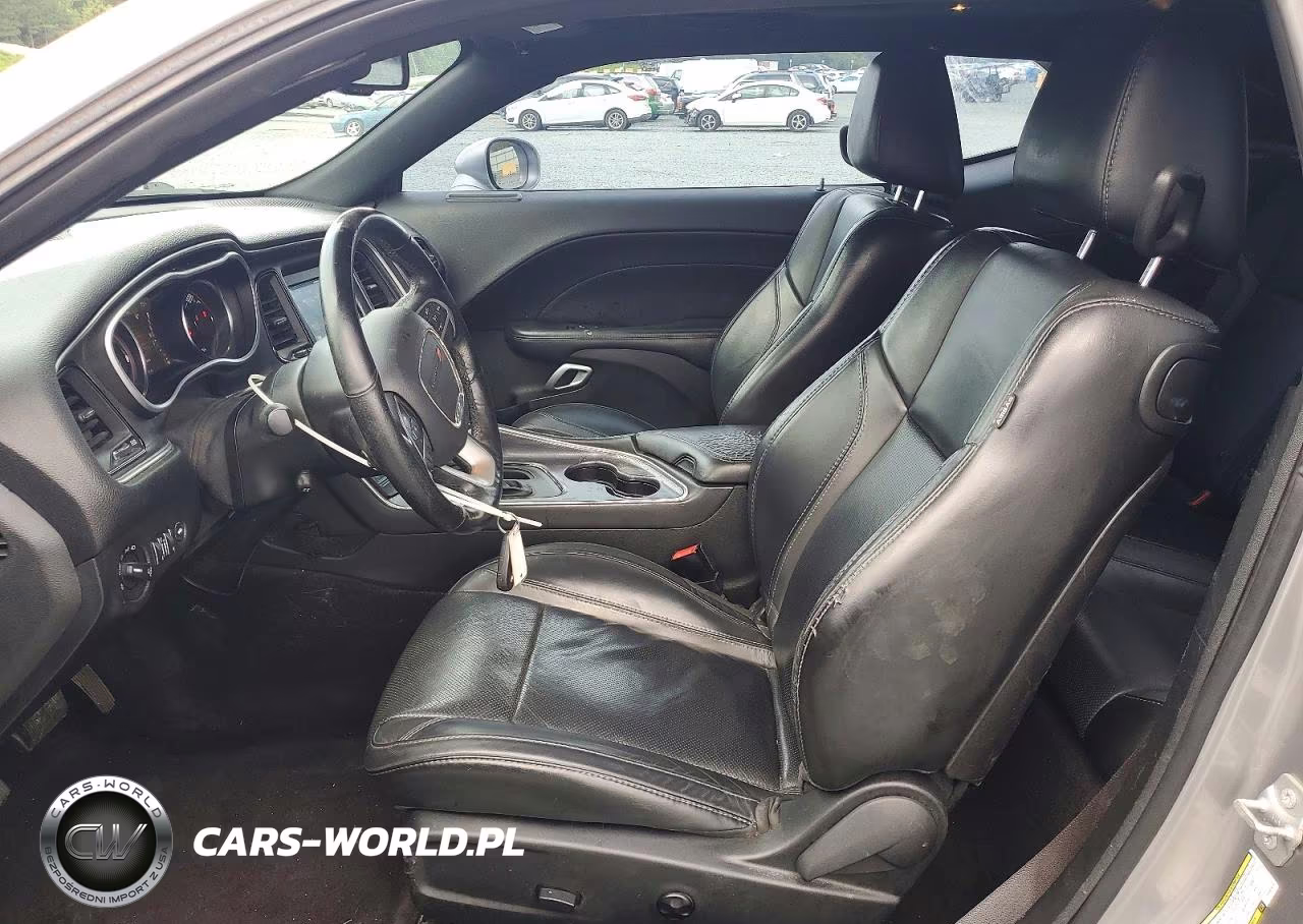 2017 Dodge Challenger Sxt VIN:2C3CDZAG6HH592470 - 7