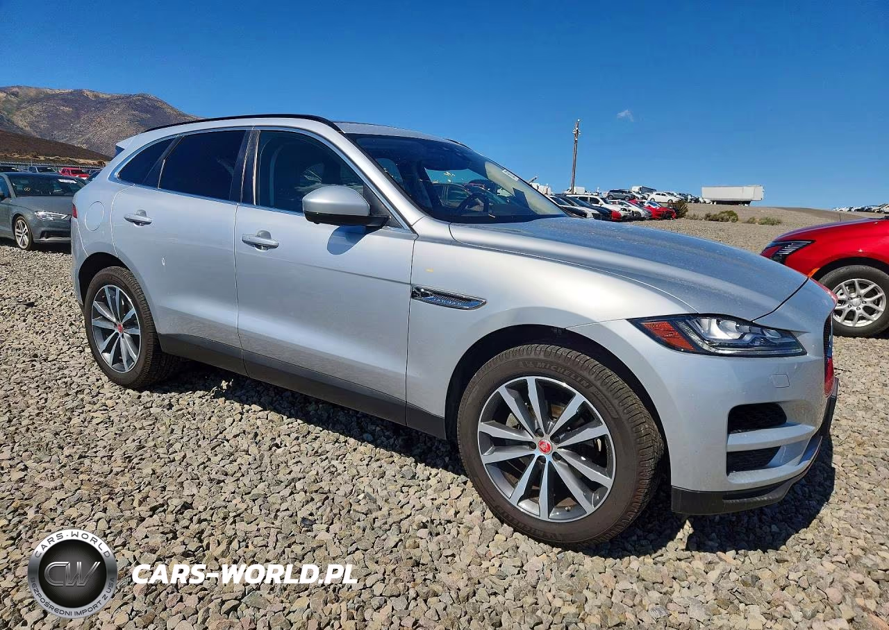 2019 Jaguar F-Pace Prestige VIN:SADCK2FXXKA354455 - 4