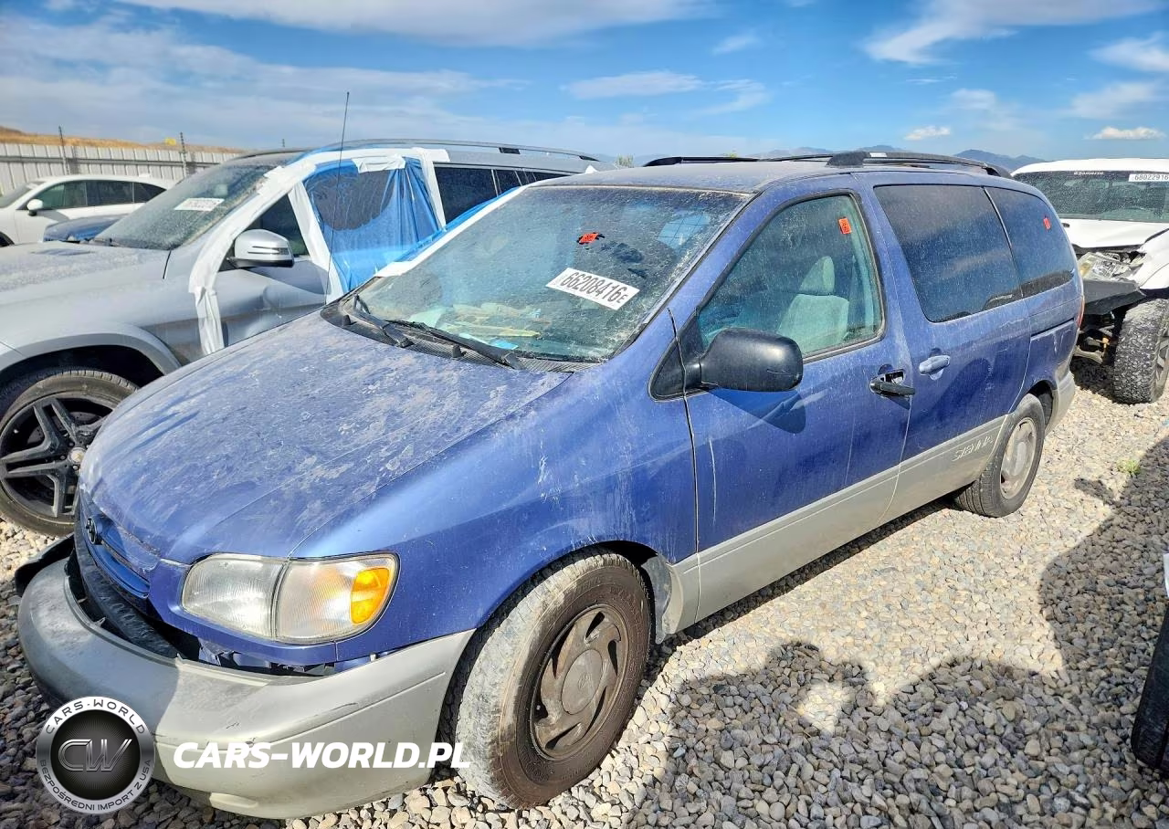 1999 Toyota Sienna Xle
