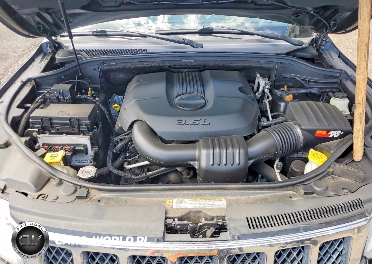 2011 Jeep Grand Cherokee VIN:1J4RR6GG6BC620088 - 12