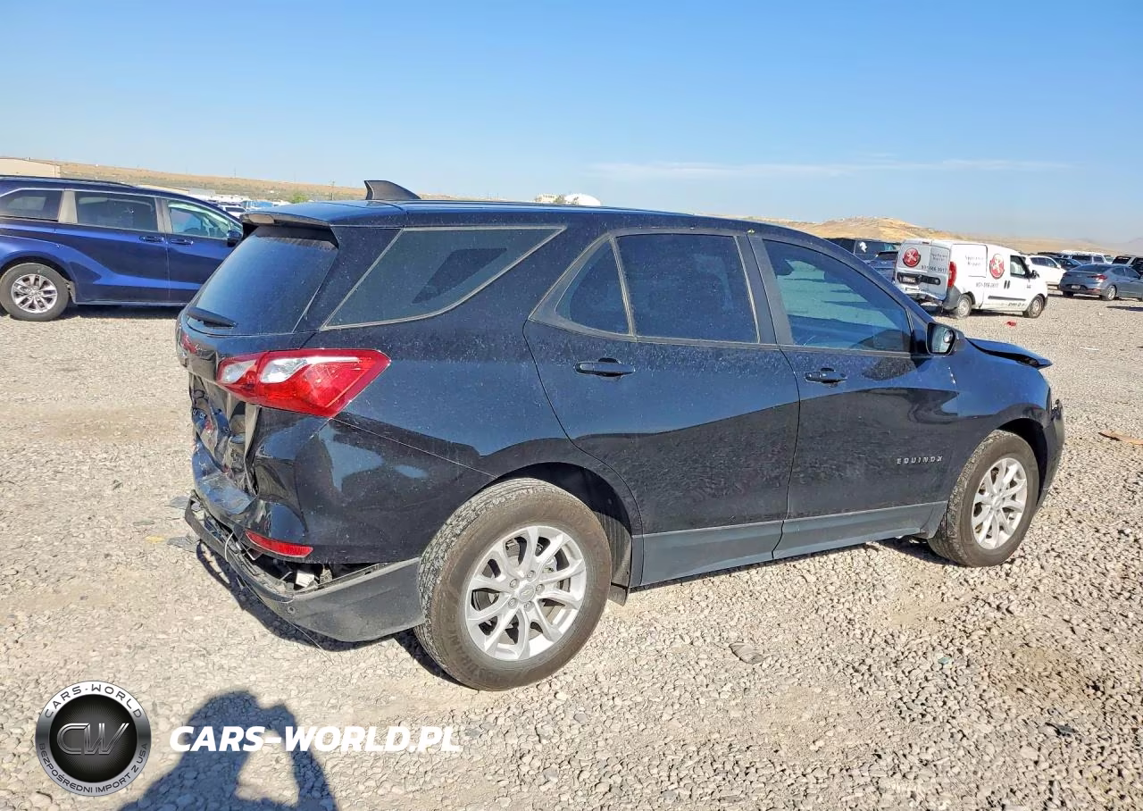 2021 Chevrolet Equinox VIN:2GNAX5EV5M6151082 - 3