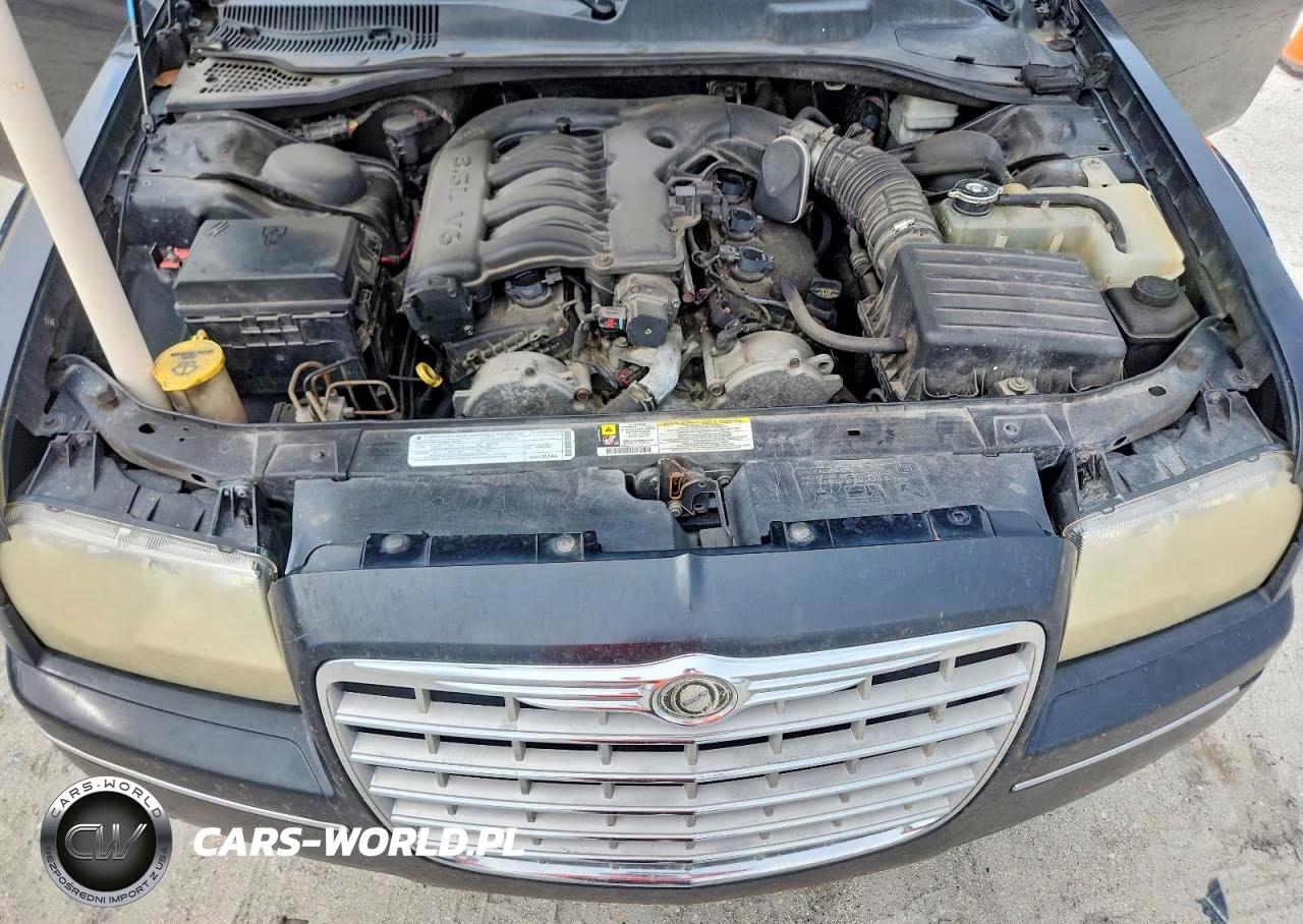 2009 Chrysler 300 Touring VIN:2C3KA53V09H605062 - 11