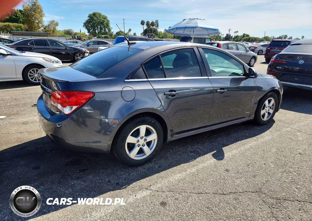 2013 Chevrolet Cruze Lt VIN:1G1PC5SB6D7240922 - 3