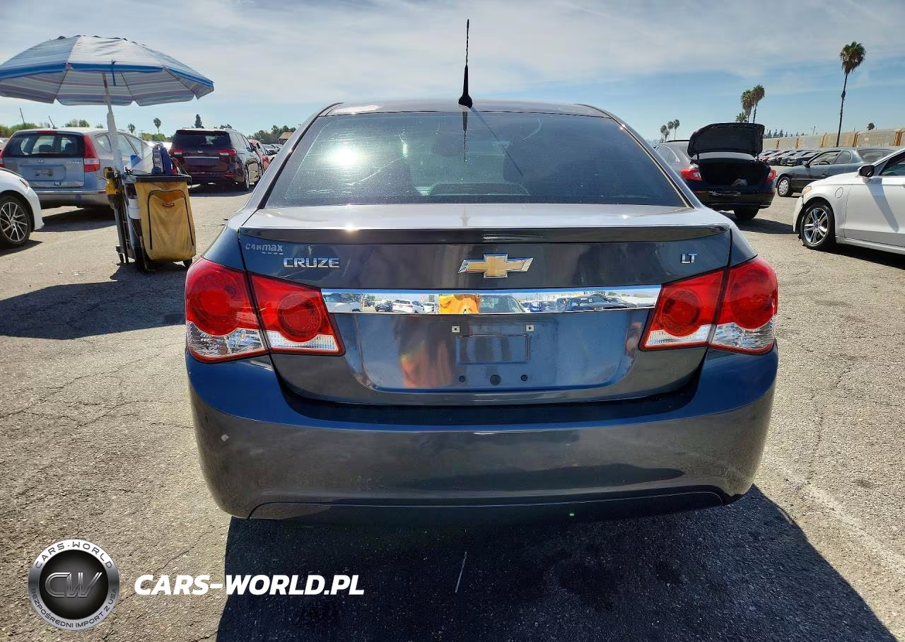 2013 Chevrolet Cruze Lt VIN:1G1PC5SB6D7240922 - 6
