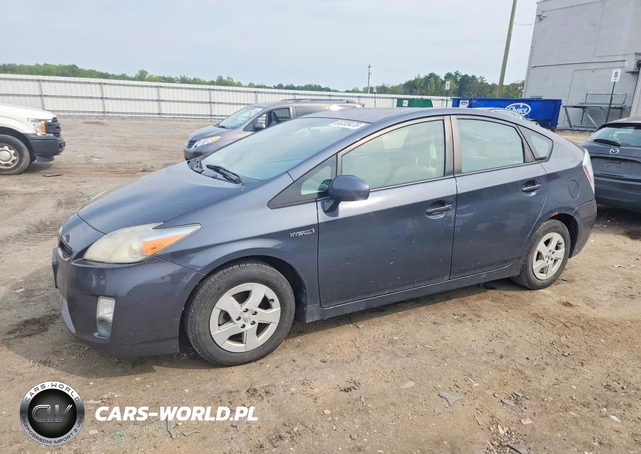 2011 Toyota Prius Three – zdjęcie 1 z 12
