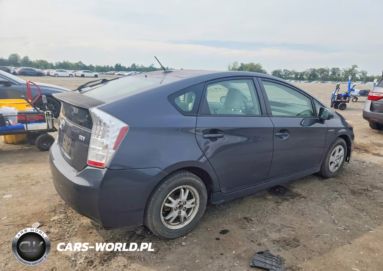 2011 Toyota Prius Three VIN:JTDKN3DU5B1406295 - 3
