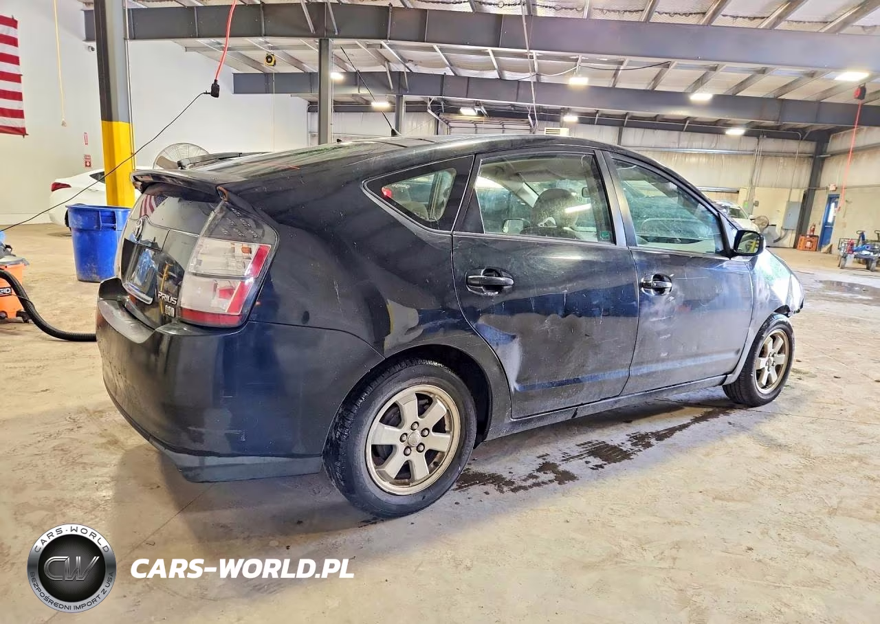 2004 Toyota Prius Base VIN:JTDKB20UX40105474 - 3