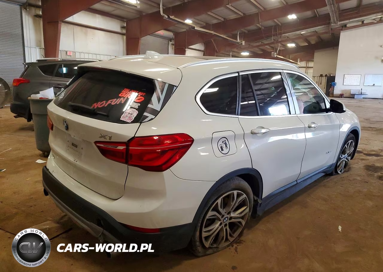 2017 BMW X1 xDrive28I VIN:WBXHT3C32H5F78185 - 3