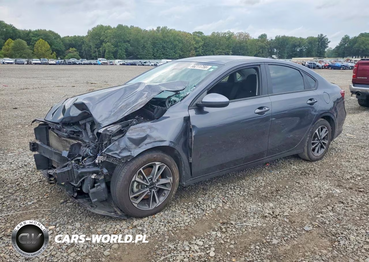 2023 Kia Forte Lxs