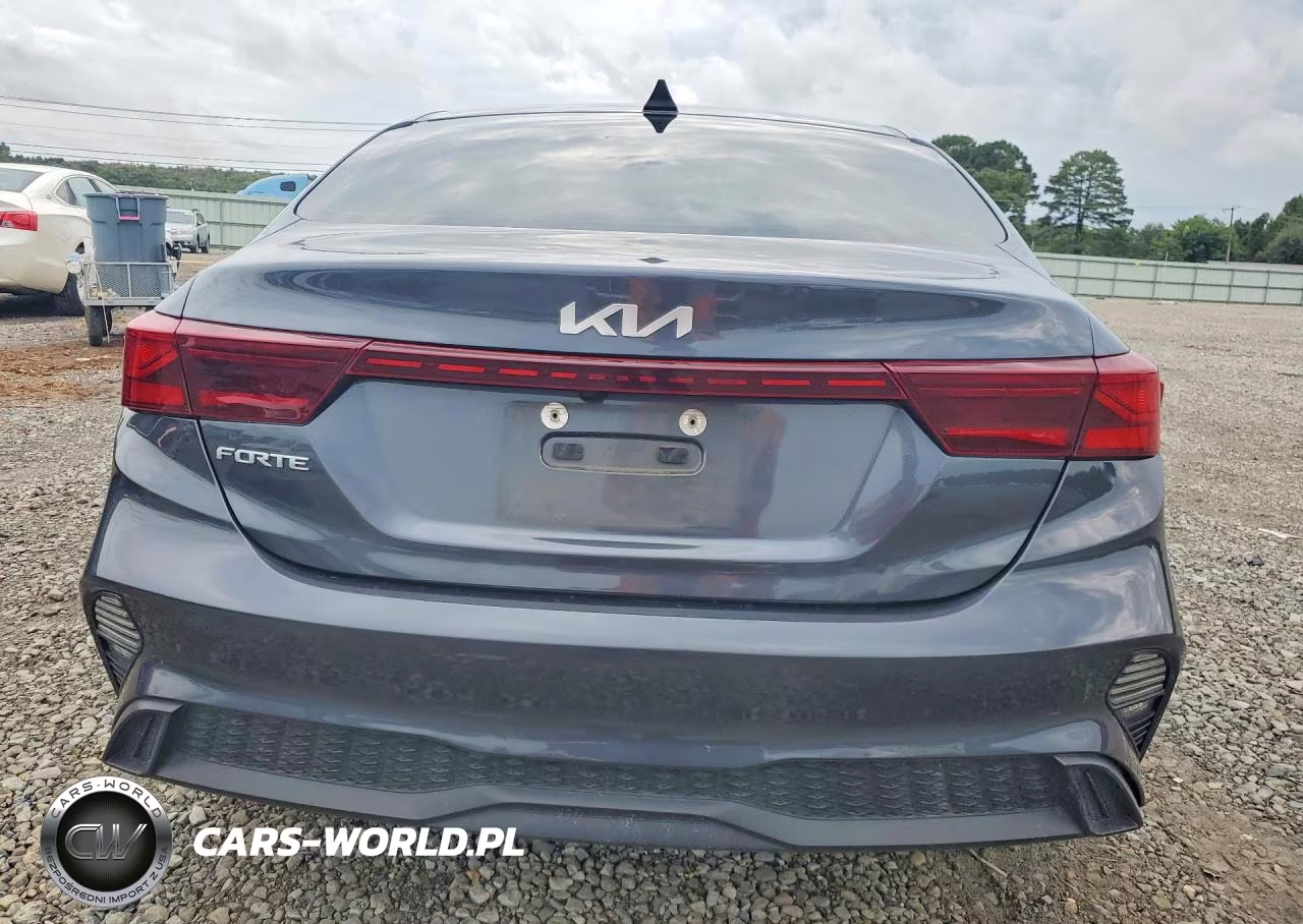 2023 Kia Forte Lxs VIN:3KPF24AD8PE605544 - 6