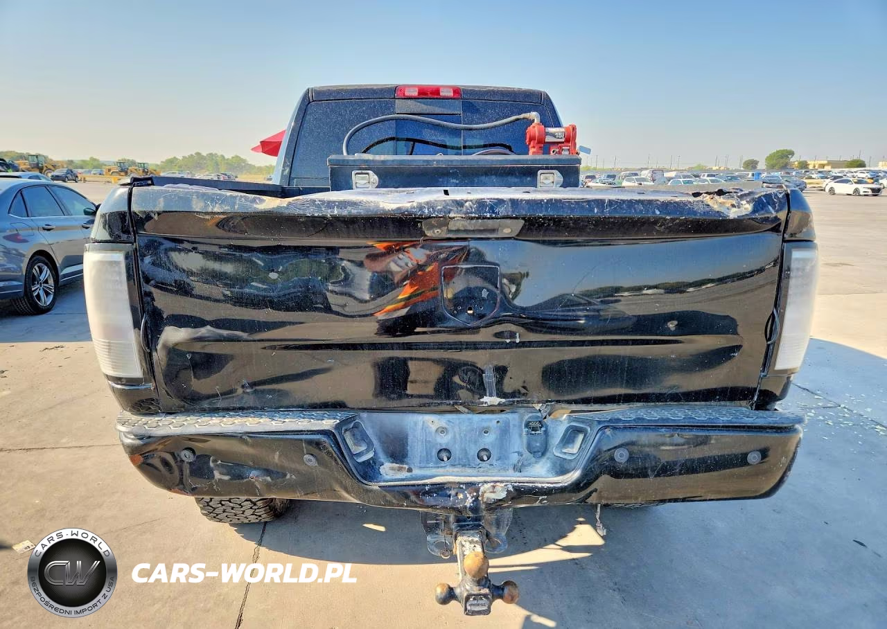 2015 Ram 2500 Laramie VIN:3C6UR5NL2FG529338 - 6