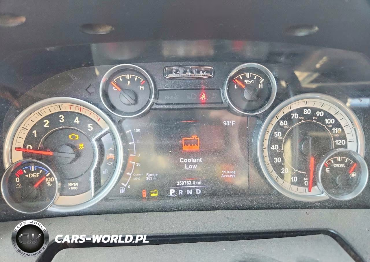 2015 Ram 2500 Laramie VIN:3C6UR5NL2FG529338 - 9