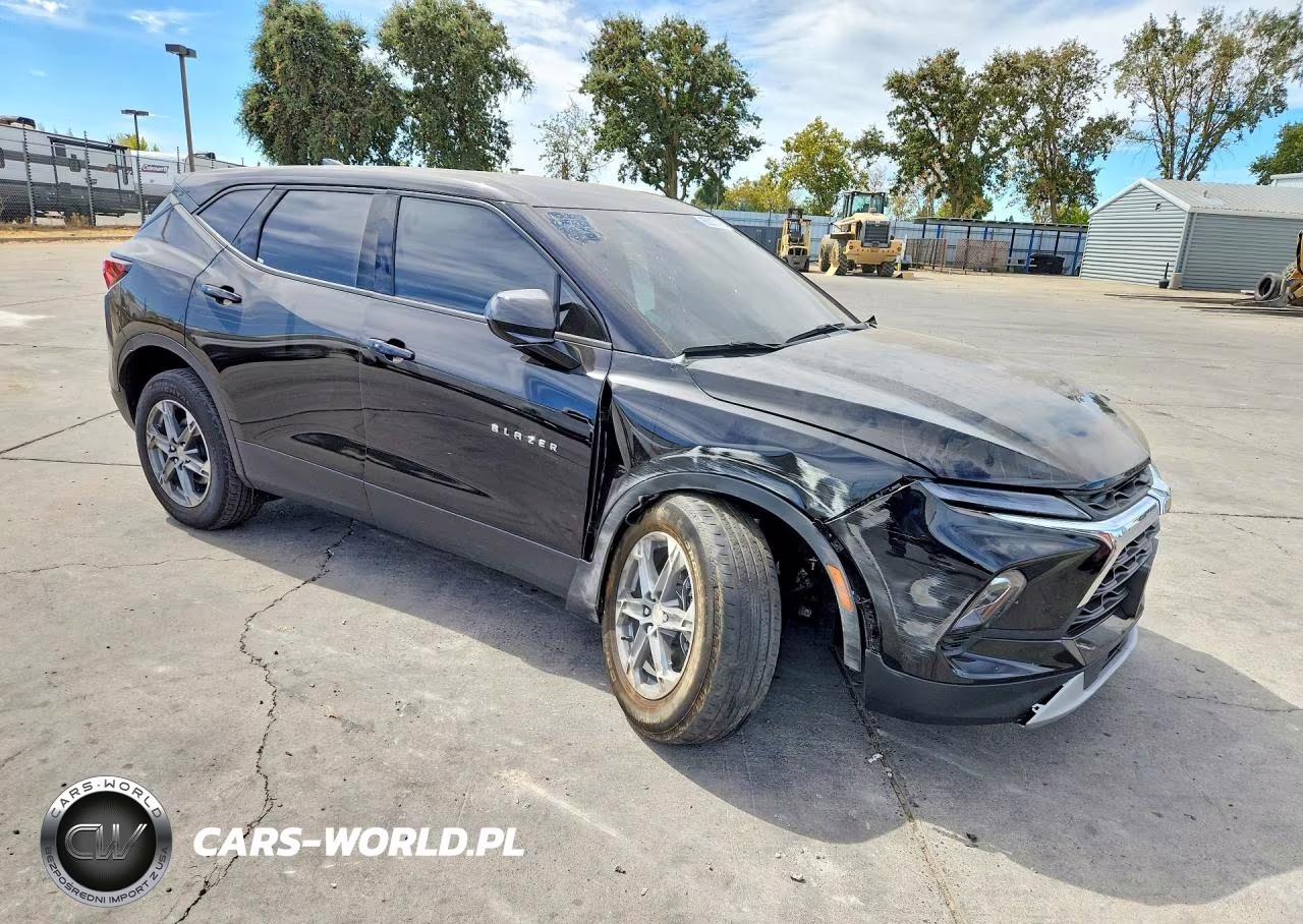 2025 Chevrolet Blazer 2Lt VIN:3GNKBCR46SS155939 - 4