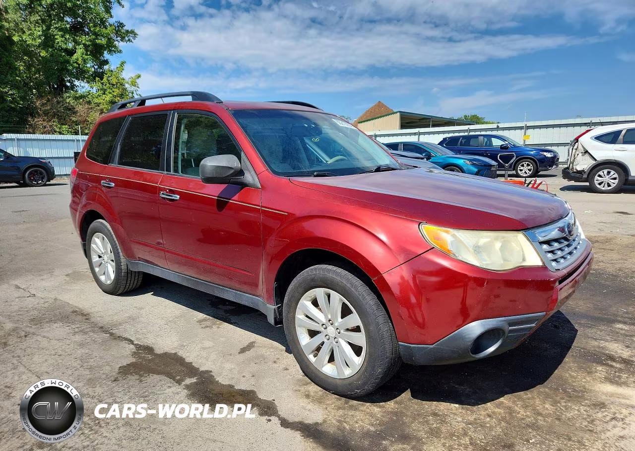 2012 Subaru Forester 2.5X Premium VIN:JF2SHADC6CH412894 - 4
