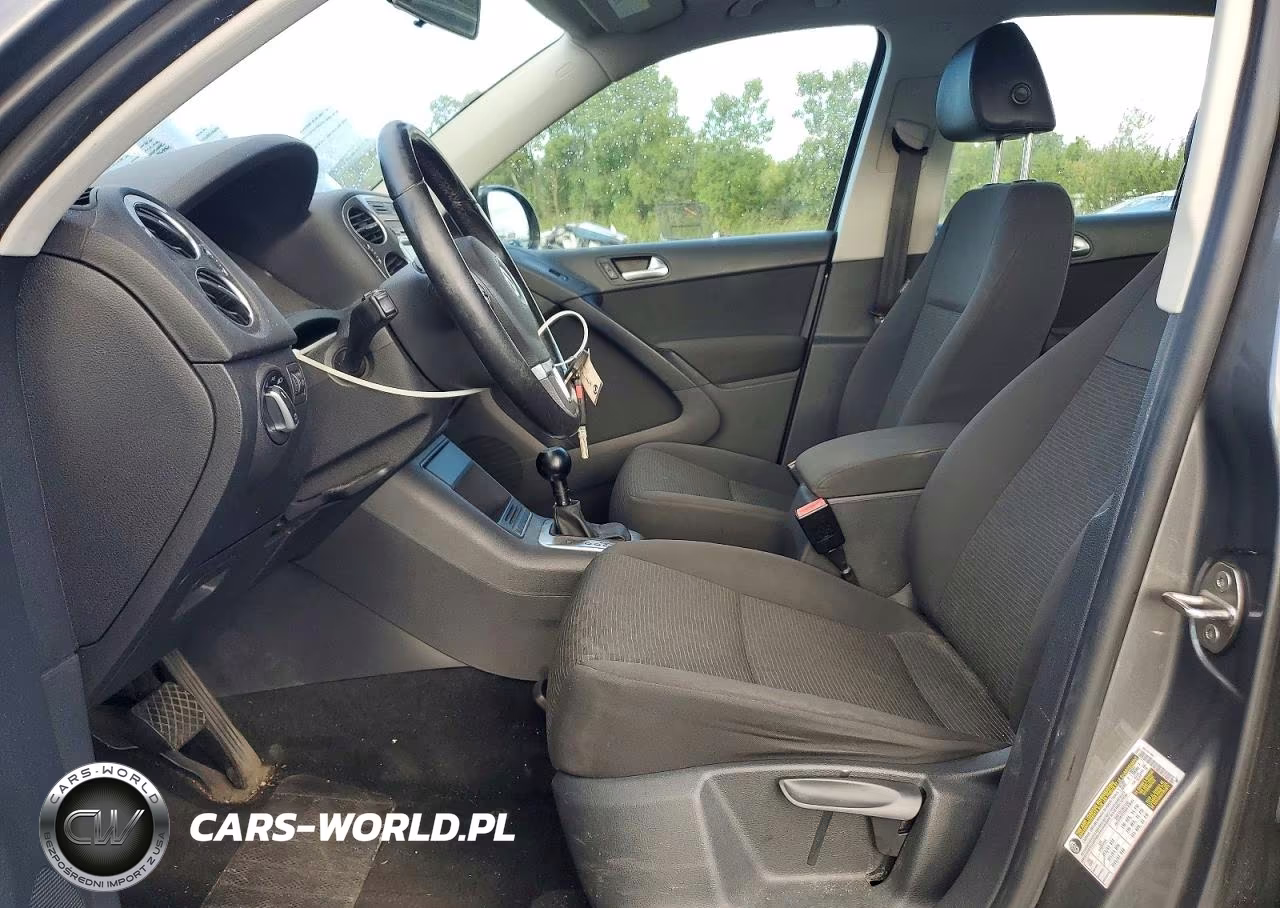 2014 Volkswagen Tiguan S VIN:WVGAV3AX8EW541087 - 7