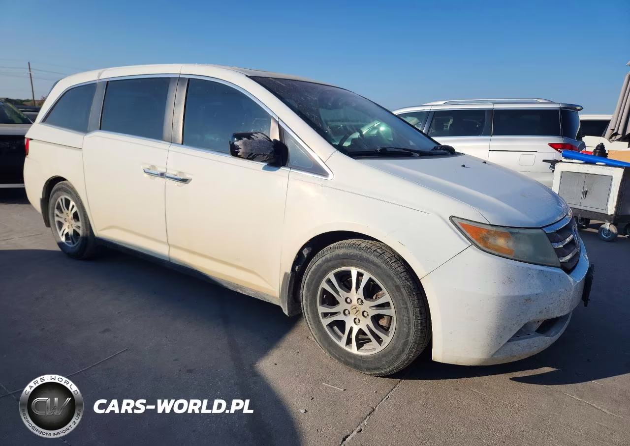 2013 Honda Odyssey Exl VIN:5FNRL5H62DB024070 - 4