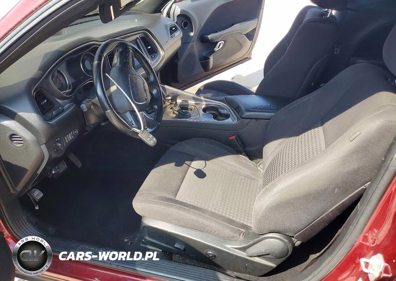 2019 Dodge Challenger Sxt VIN:2C3CDZAG8KH656273 - 7