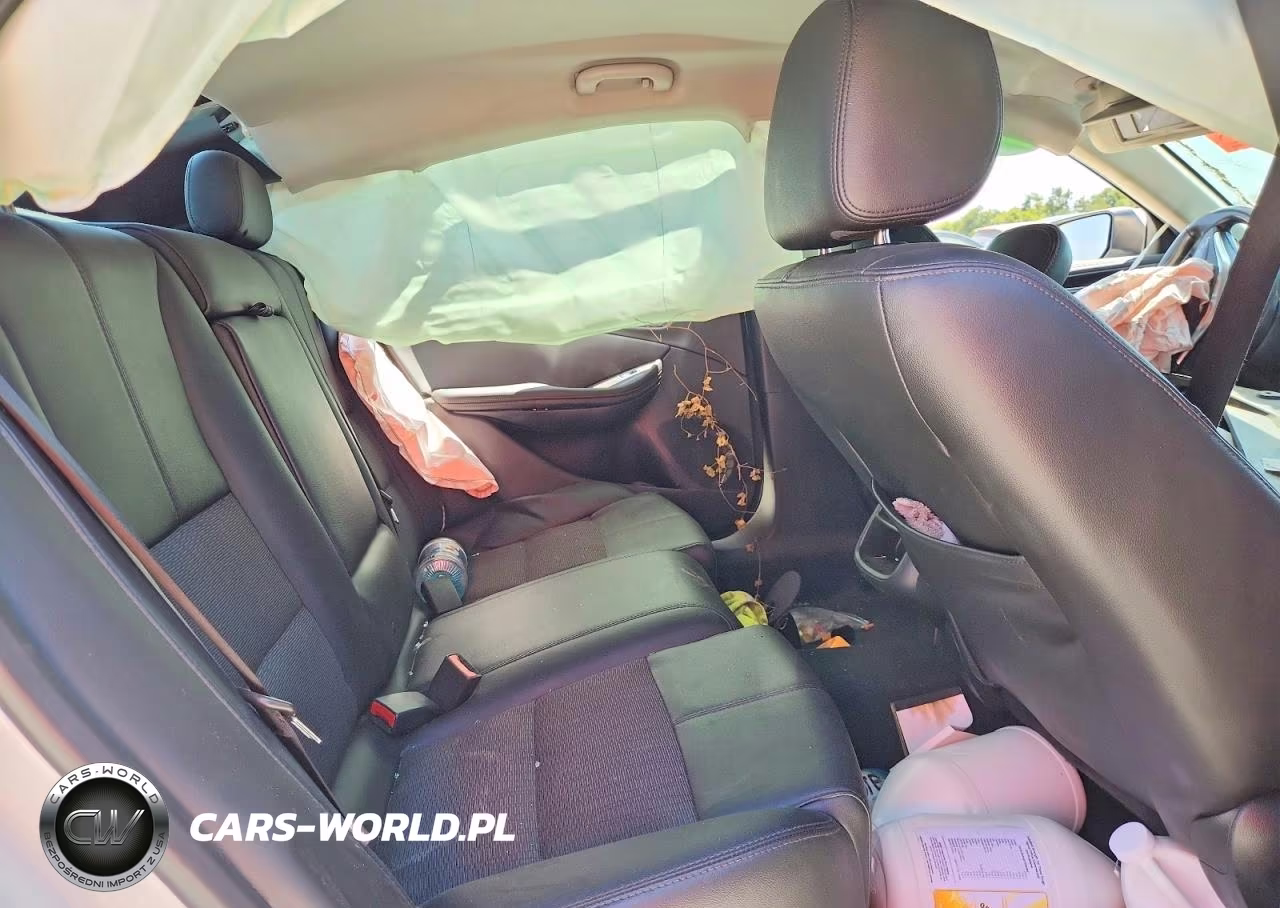 2018 Chevrolet Impala VIN:1G1105S33JU147571 - 10