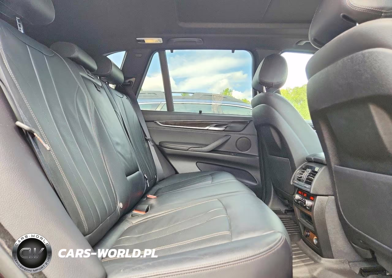 2018 BMW X5 Xdr40E VIN:5UXKT0C50J0W03487 - 11