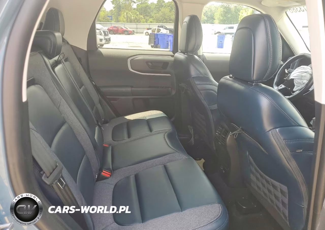 2022 Ford Bronco Sport Outer Banks VIN:3FMCR9C62NRD71235 - 11