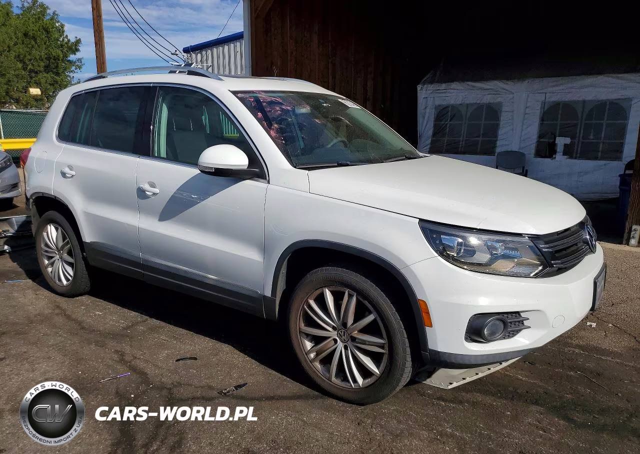 2016 Volkswagen Tiguan S VIN:WVGAV7AX8GW544968 - 4