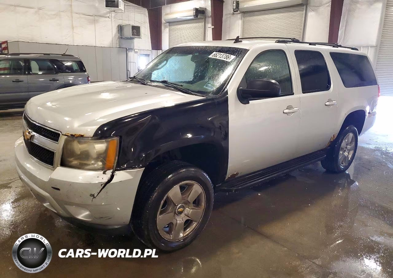 2011 Chevrolet Suburban K1500 Lt – zdjęcie 1 z 13