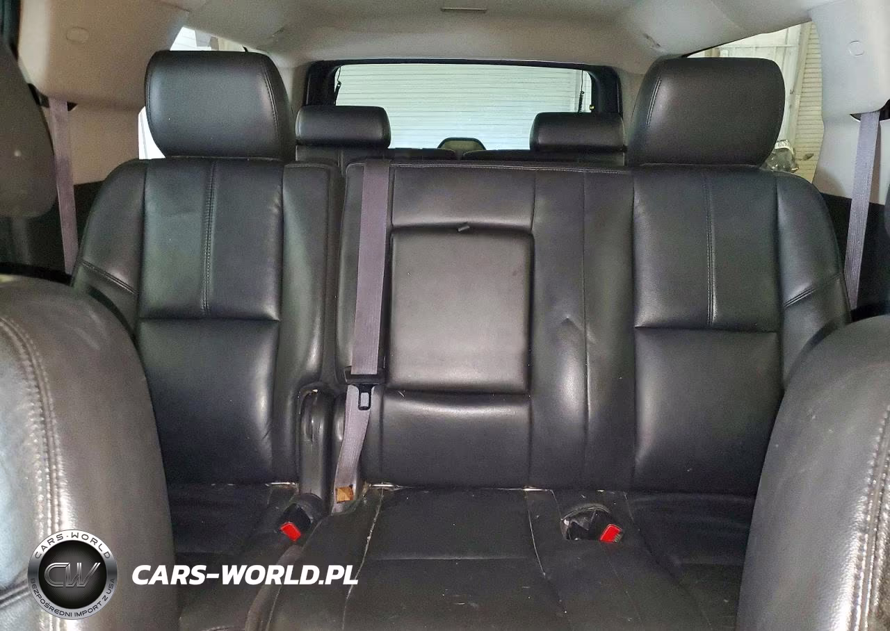 2011 Chevrolet Suburban K1500 Lt VIN:1GNSKJE30BR209885 - 10
