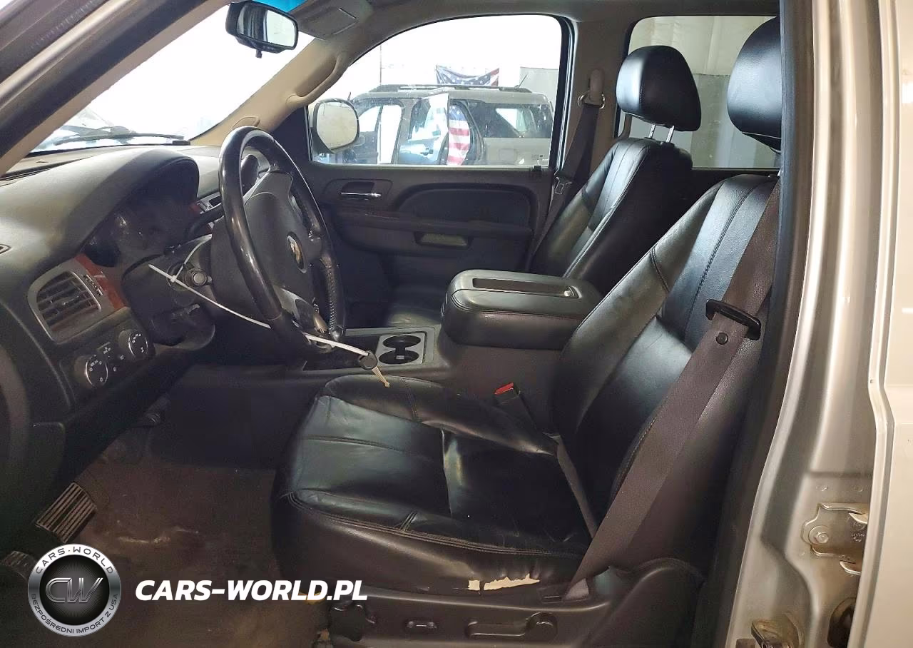 2011 Chevrolet Suburban K1500 Lt VIN:1GNSKJE30BR209885 - 7
