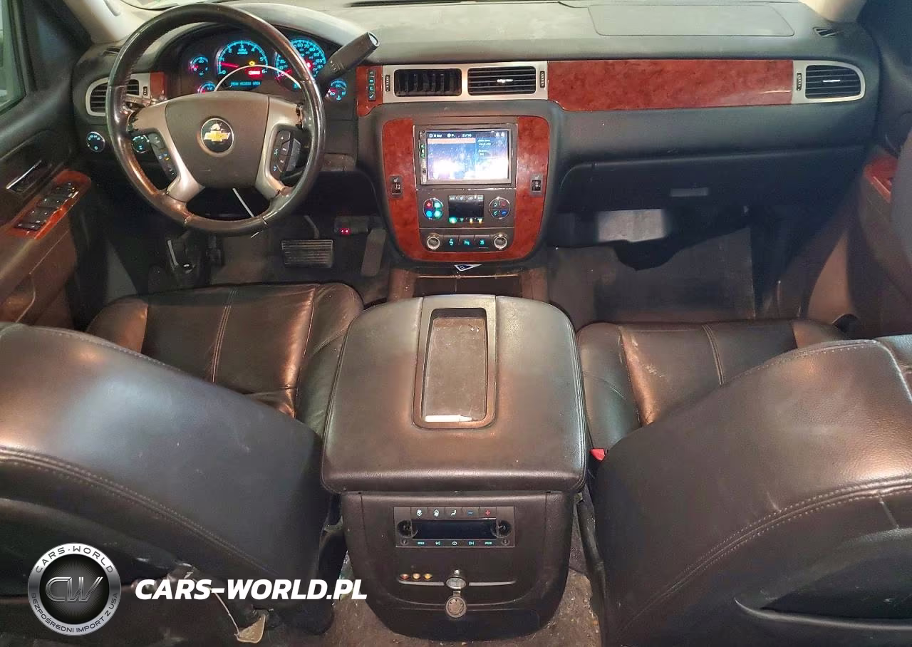 2011 Chevrolet Suburban K1500 Lt VIN:1GNSKJE30BR209885 - 8