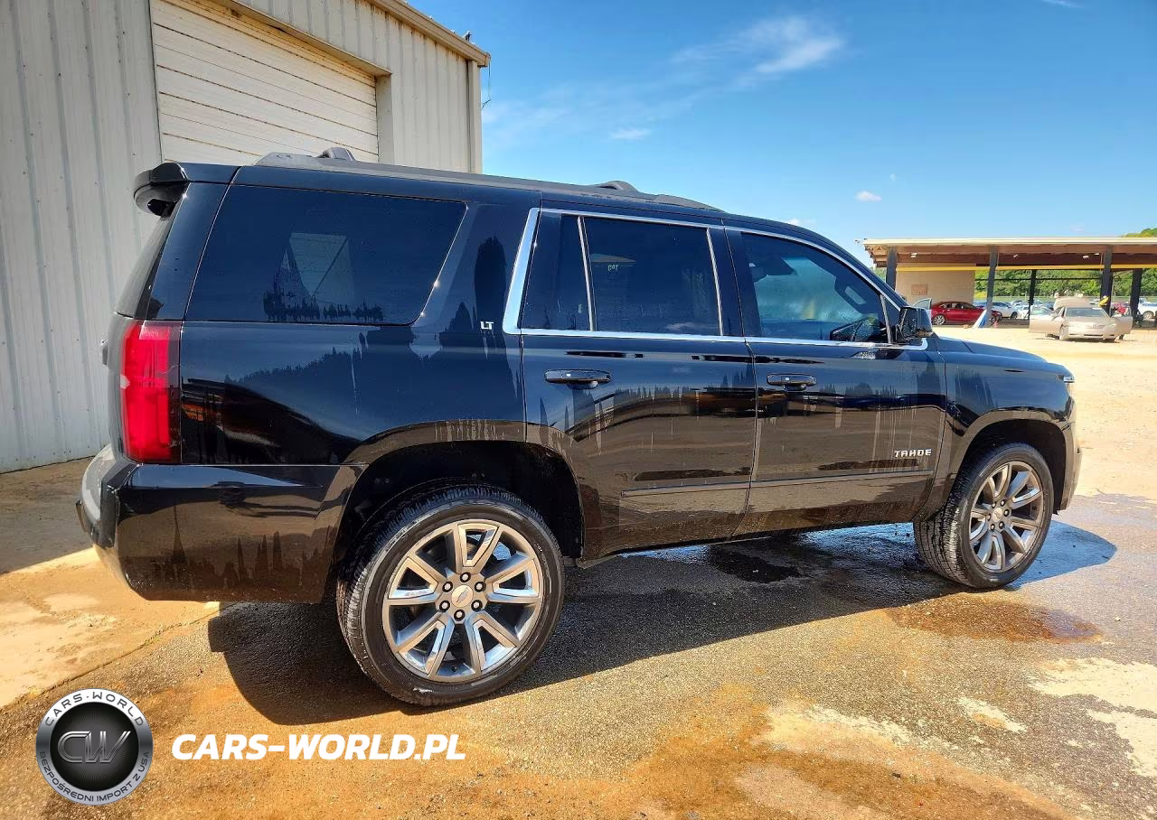 2019 Chevrolet Tahoe C1500 Lt VIN:1GNSCBKC6KR234782 - 3