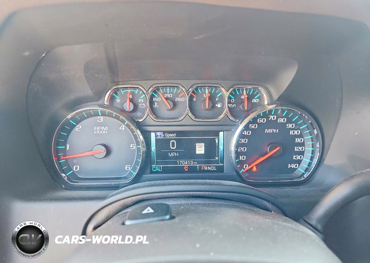 2019 Chevrolet Tahoe C1500 Lt VIN:1GNSCBKC6KR234782 - 9
