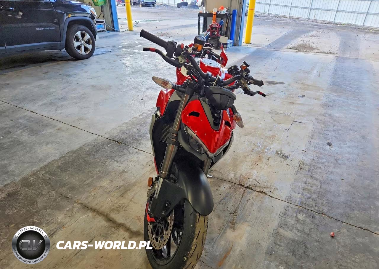 2024 Ducati Streetfighter V2 VIN:ZDMFAKYW7RB007691 - 2
