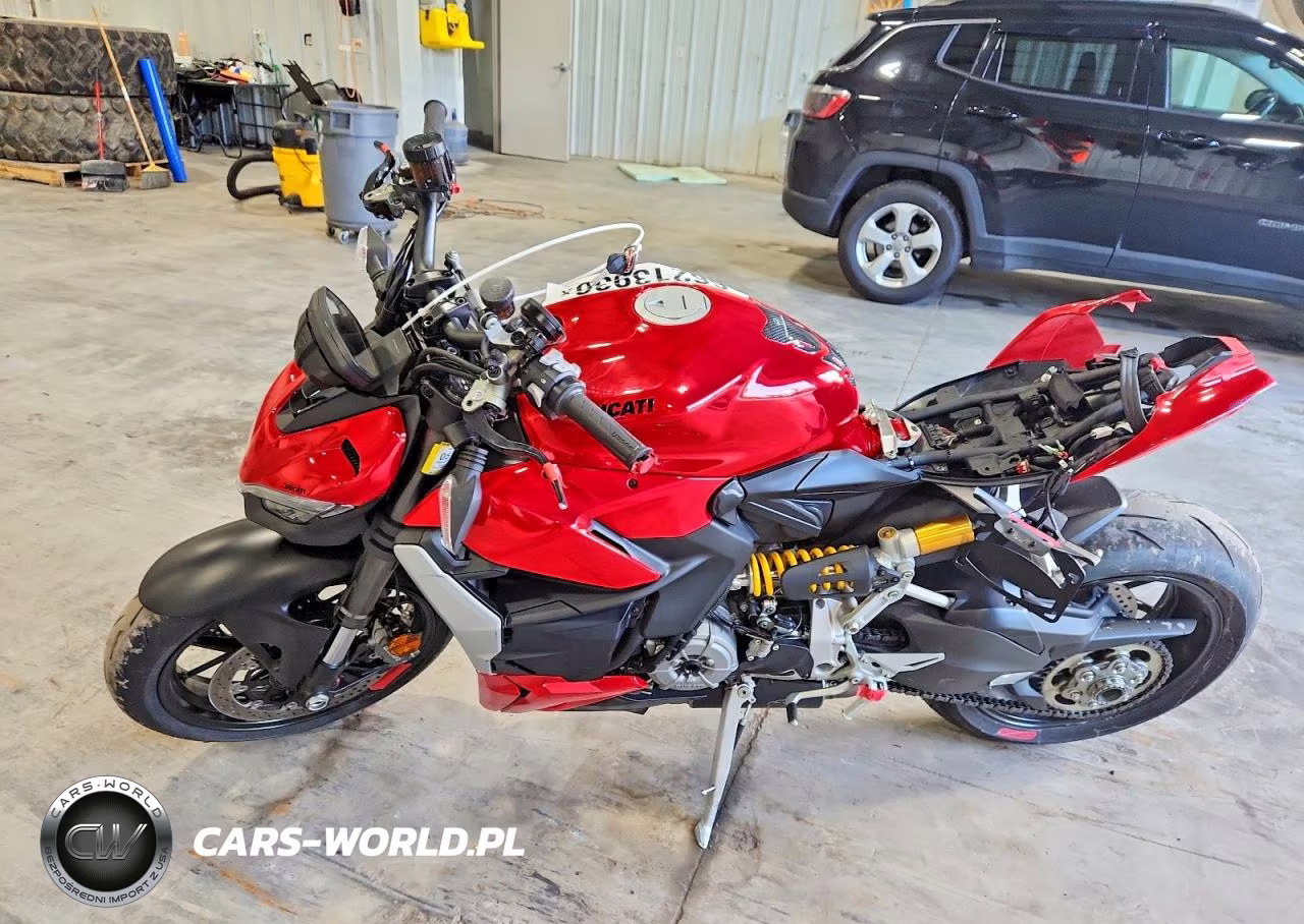 2024 Ducati Streetfighter V2 VIN:ZDMFAKYW7RB007691 - 3